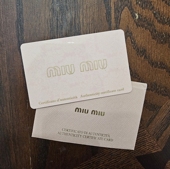 Miu Miu Blue Leather Wallet with Gold Details - Picture 3 of 8